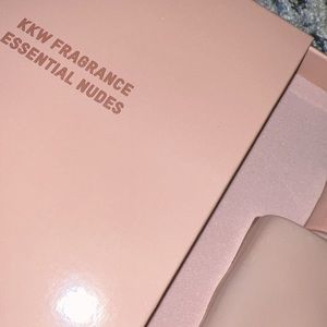 KKW BRAND NEW Nude Silk